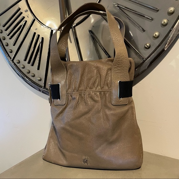 Onm Neto Shoulder Bag - Picture 13 of 15